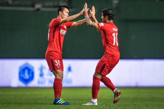  帕德博恩保级关键战告负，积分差距逐渐拉大